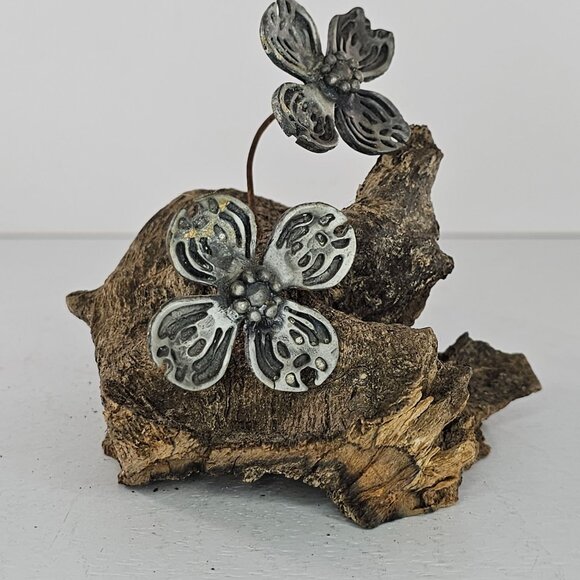 Handcrafted Metal Flower Sculpture On Driftwood Folk Art - Picture 8 of 8